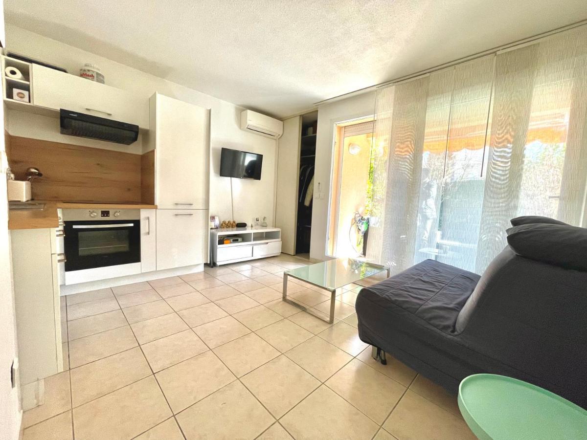 Studio Avec Jardin - Garage - 500M Des Plages Μεντόν Εξωτερικό φωτογραφία